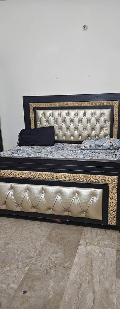 wooden bed urjent sale