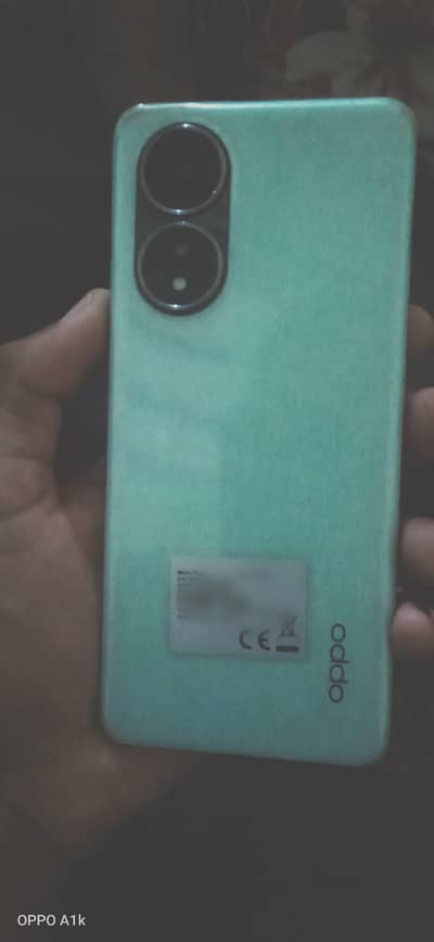 mobile all okay no flat in mobile with box and charger