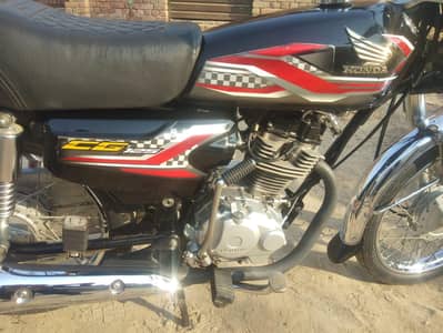 Honda 125 2024 model total genuine condition 10/10 documents clear ha