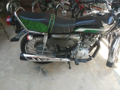 125 self start 2023 model