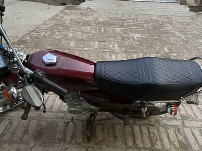 Honda CG 125 new model red colour