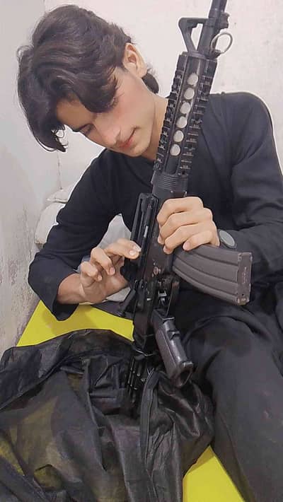 FARHAN FEROZI 