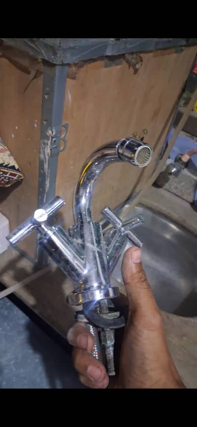 imported bath and kitchen mixer for sale.   sensor tap