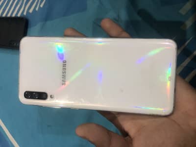Samsung a70 pta approved with box and adopt or