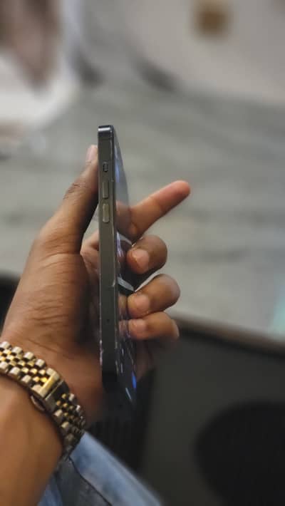 Iphone 13 non pta factory unlock