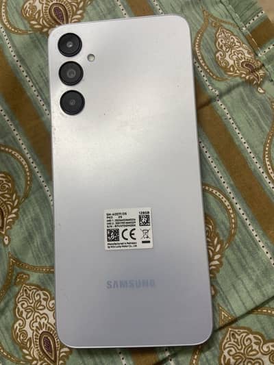 Samsung Memory 6gb storage 128gb