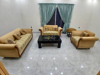 Un used Sofa Set 3+2+1