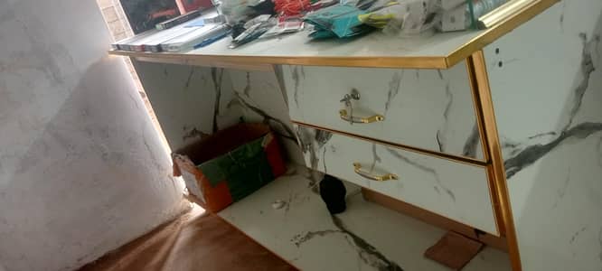 2 mobile counter for good condition