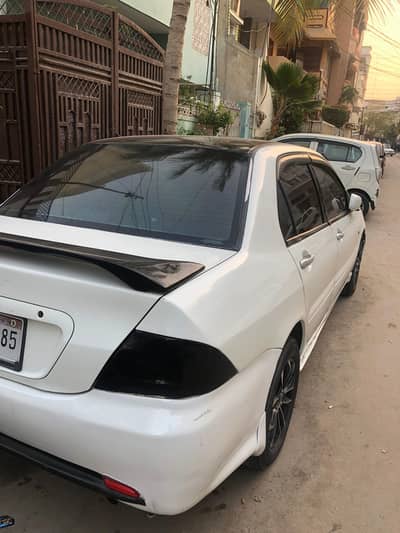 Mitsubishi Lancer 2004