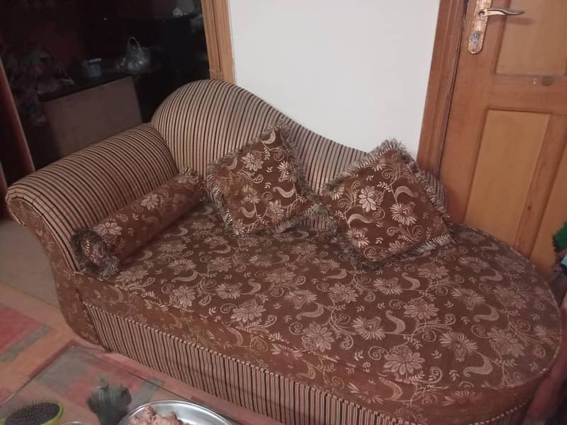 Sethi Sofa 0