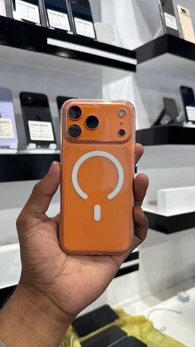 Iphone 17 pro max cosmic orange