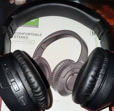 Regrsi Comfortable Stereo Foldable and Portable Headphones