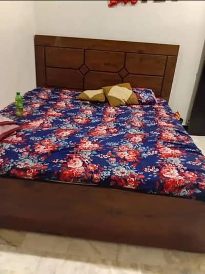 Affordable and used bed neat and clean