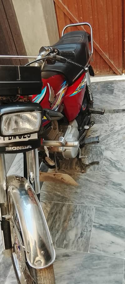 Hond 125 full ok koi masla ni koi Kam warga ni hona a