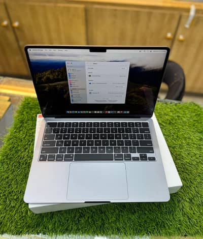 Macbook Air M2 Full box