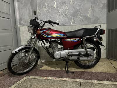 Honda 125 Red Color 18/19 Model