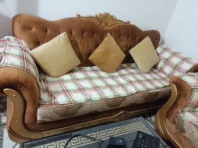 6 Seater Luxury Sofa Set | Wooden Frame | Excellent Condition