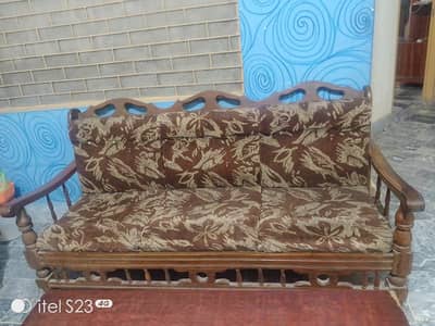 5 sitter brown sofa set in original wood with one large center table