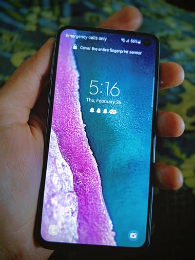 Samsung Galaxy S10e urgent sale