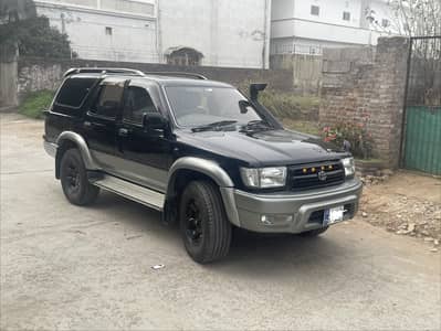 Toyota Surf SSR-X face lifted to 2000