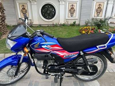 Honda pridor 100cc 24/25