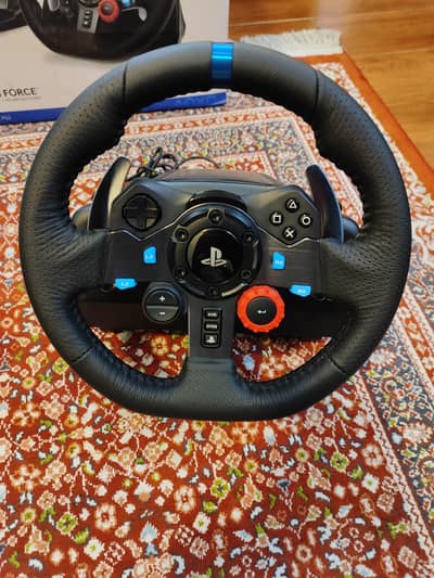 logitech g29 Driving Force Racing Wheel