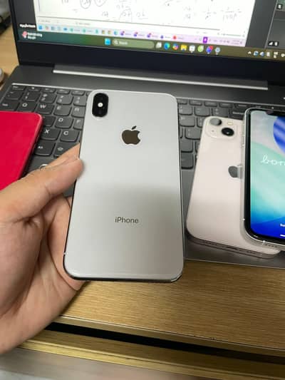 iphone x 256 GB my WhatsApp number 03 25 022 67 56