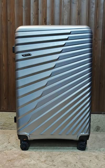 Luggage set - travilling bags - safari bags - Imported luggage