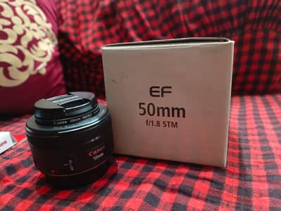 50mm lense 1.8 ef