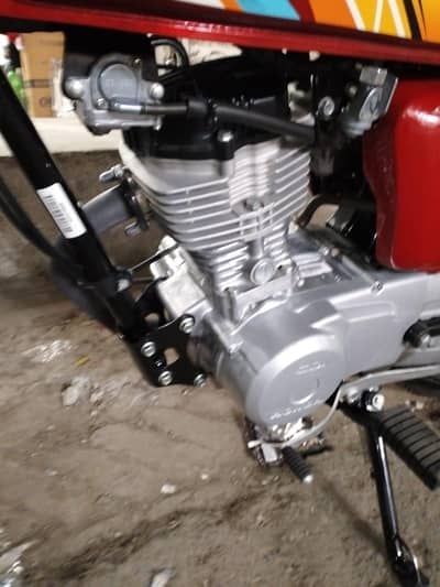 Honda 125 RED colore