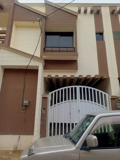 HOUSE FOR SALE LEASE CORNER