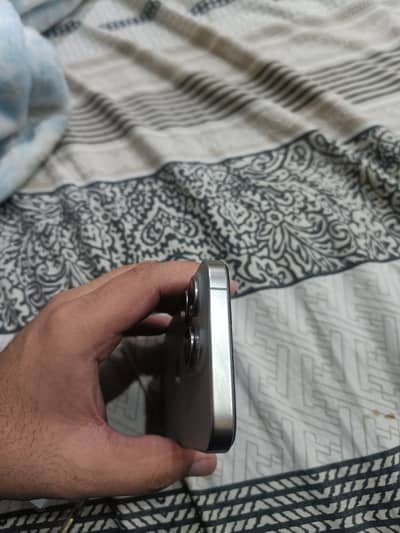 Apple iPhone 15 Pro Original cable 10/10