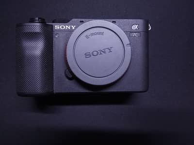 Sony a7C Full Frame + Zeiss 55mm f1.8 + 28-60mm & SmallRig Case