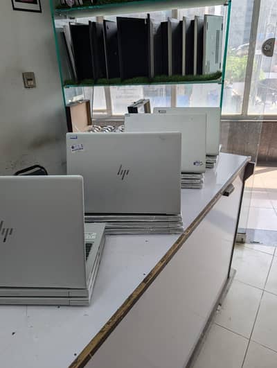 HP EliteBook 840 G5/G6 | i5 8th Gen |256GBNvme| 8GbDDR4| 14' FHD ToucH