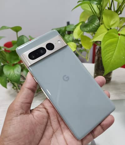 Google pixel 7Pro Non PTA with Box Completed
