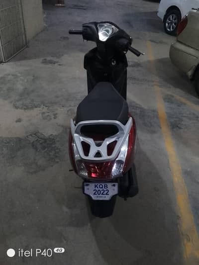 scooty bike urgent for sale 100 cc 0325,6137554