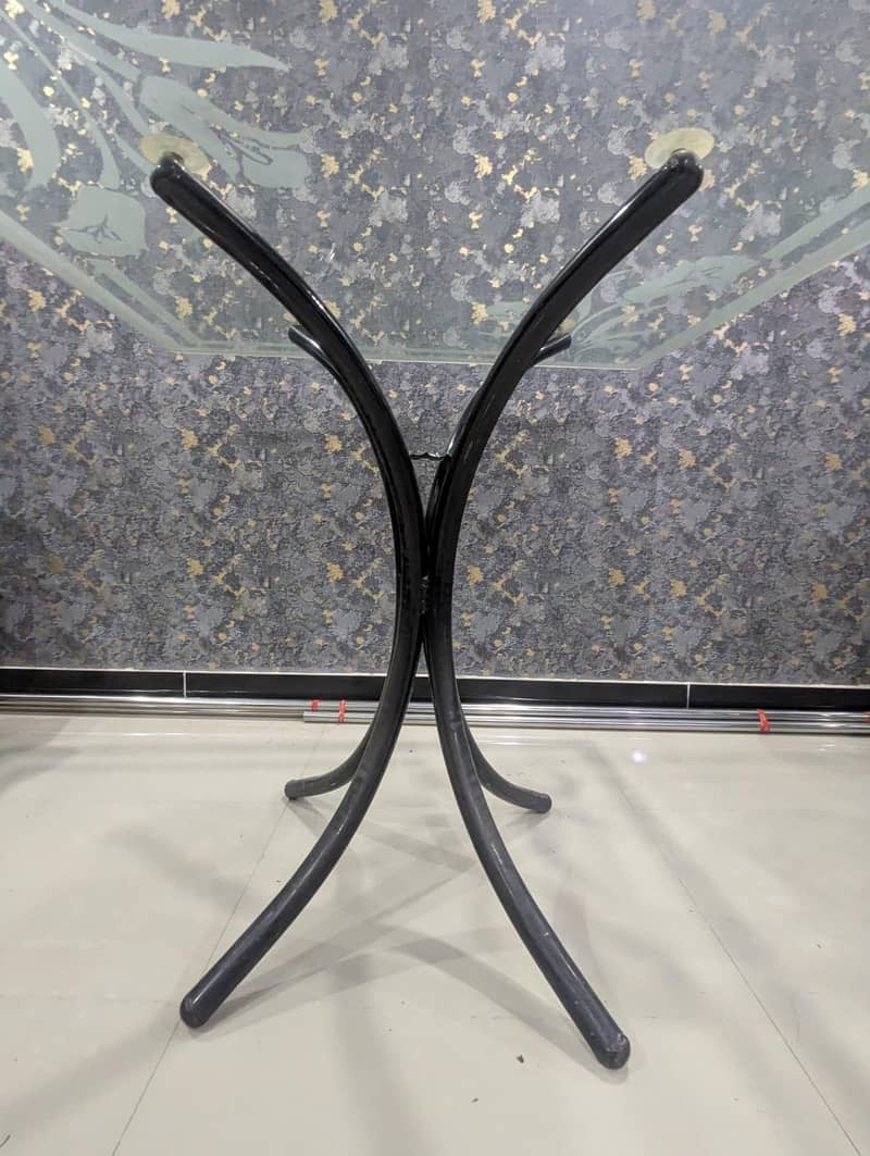 Beautiful dining table 1