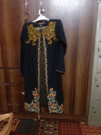 2 paice suit new. . . . . .