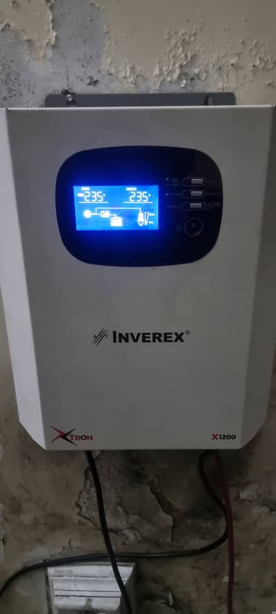 Inverex xtron x1200 with phoenix battery 130