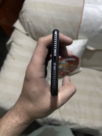 Iphone 8 plus PTA 64Gb