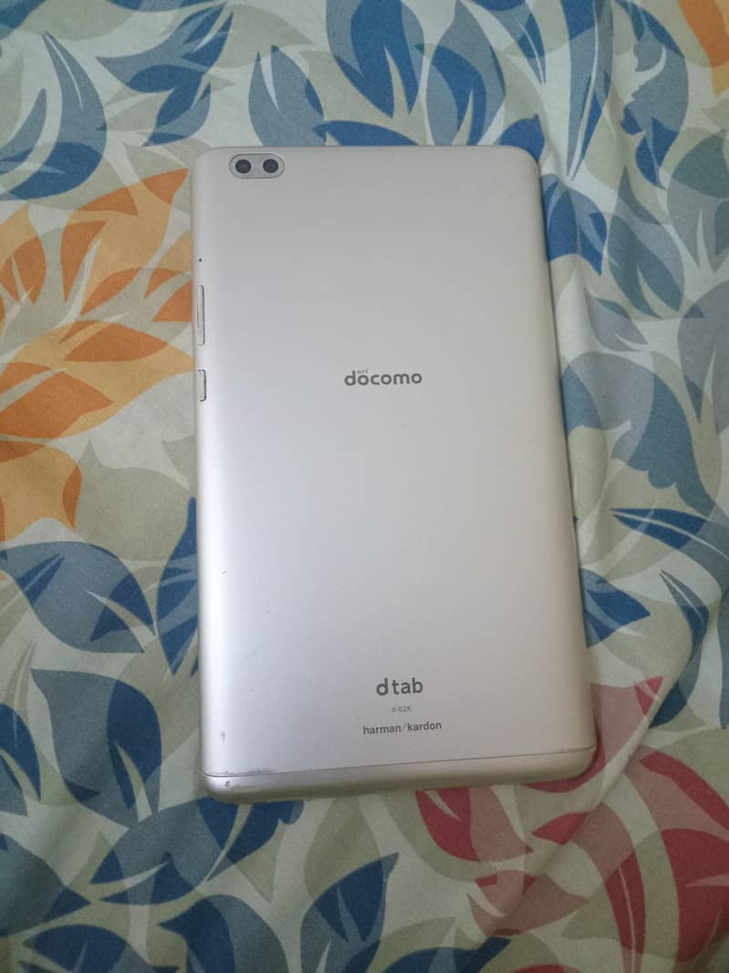 docomo tab 0