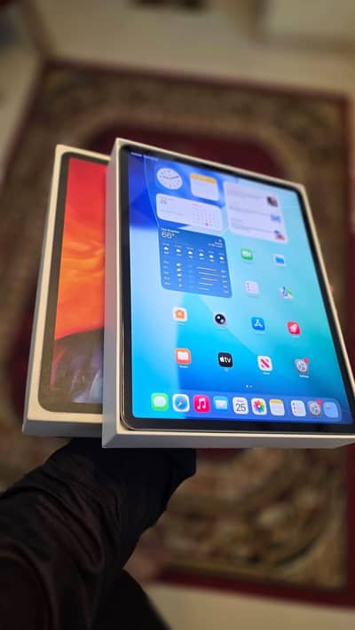 Ipad pro 2020 4th generation 12.9 inches 256gb i pad