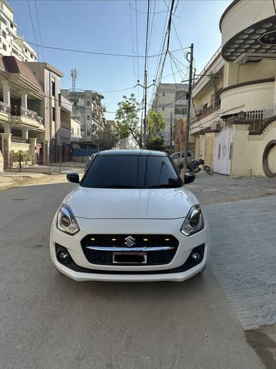 Suzuki Swift GLX CVT