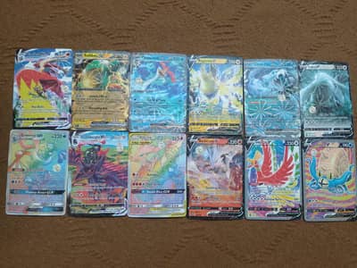 ORIGNAL POKEMON CARDS  32 PICES INCULADED PIKACHU