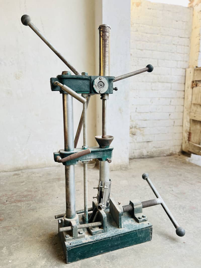 Data Cable Molding Machine 4