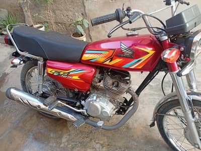 unique 125 genuine condition ok bike 03152385984