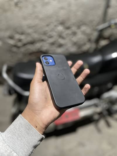 IPhone 12 Sim glitch