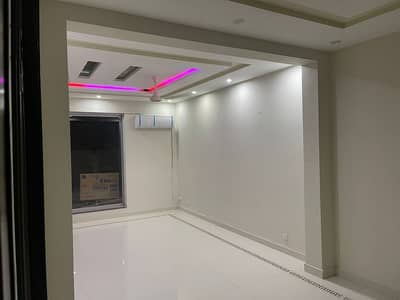 Model Town. M. Block. 1. Kanal Double Storey