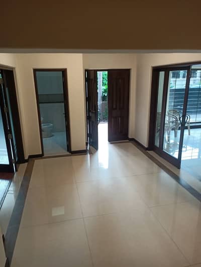 Gulberg 10 Marla Double Storey House