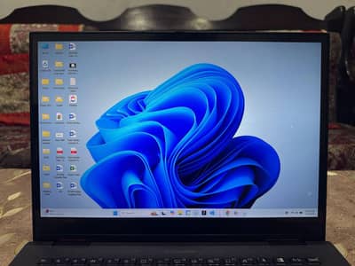 Asus Expertbook B7 flip